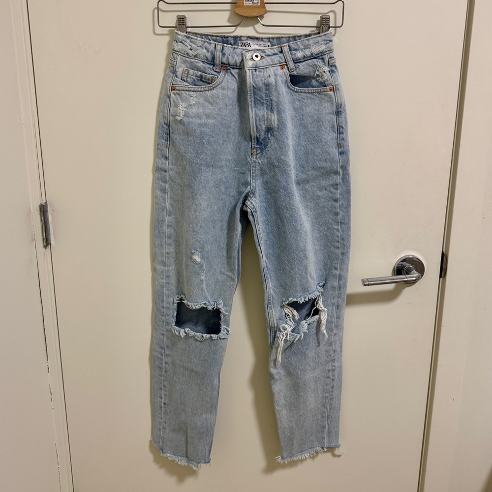 Zara Blue Ankle Cropped Jeans